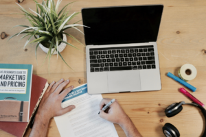 【富裕層マーケティング入門】高所得層の特徴とアプローチのポイント